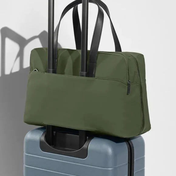 Away Everywhere Bag in Olive Green - Picture 4 of 4